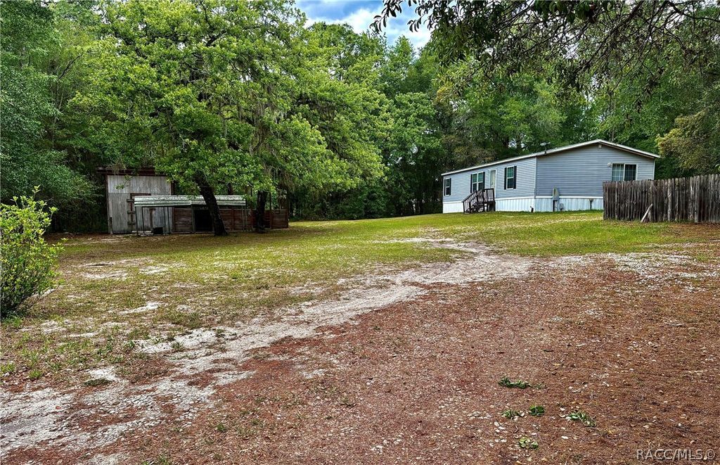 27001 Richbarn Road, Brooksville, FL 34601