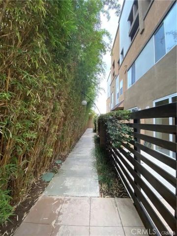 1528 W Artesia D, Gardena, CA 90248