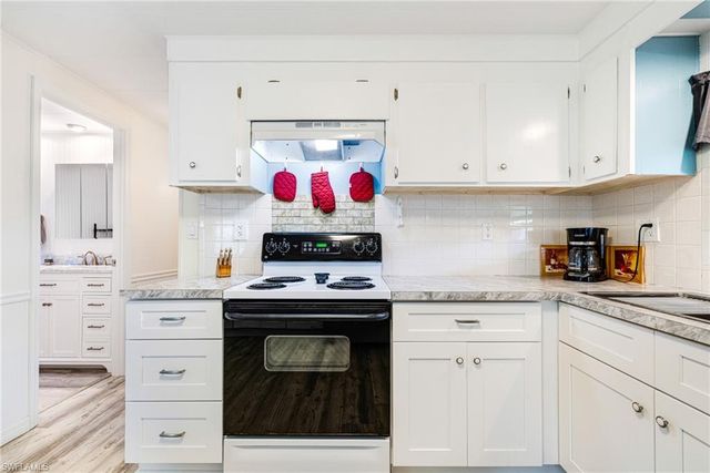 5744 Captain John Smith LOOP, North Fort Myers, FL 33917