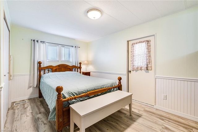 5744 Captain John Smith LOOP, North Fort Myers, FL 33917