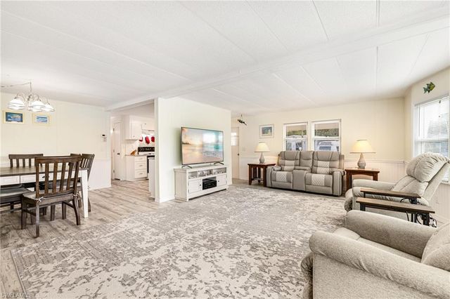 5744 Captain John Smith LOOP, North Fort Myers, FL 33917