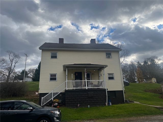 162 Front St, Hempfield Twp, PA 15635