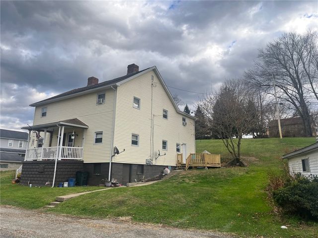 162 Front St, Hempfield Twp, PA 15635