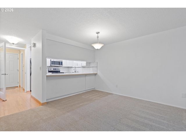 5561 Sw MULTNOMAH Blvd, Portland, OR 97219