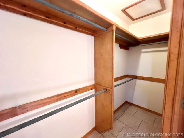 354 Rock Creek Drive, Canadian, OK 74432