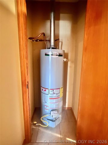 354 Rock Creek Drive, Canadian, OK 74432