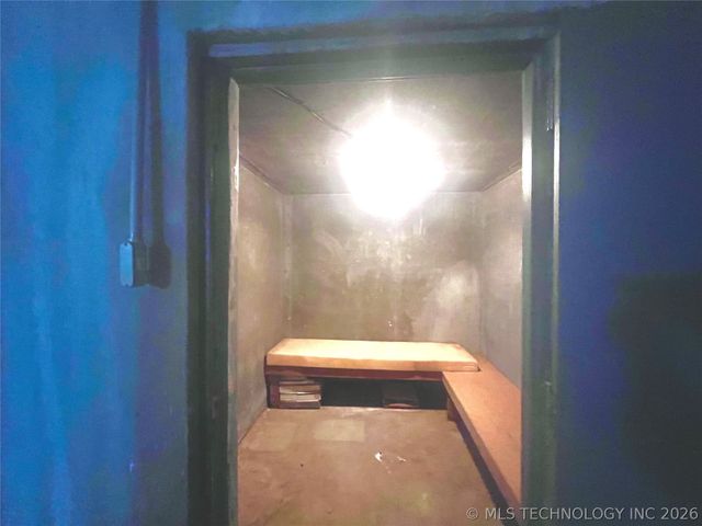 354 Rock Creek Drive, Canadian, OK 74432