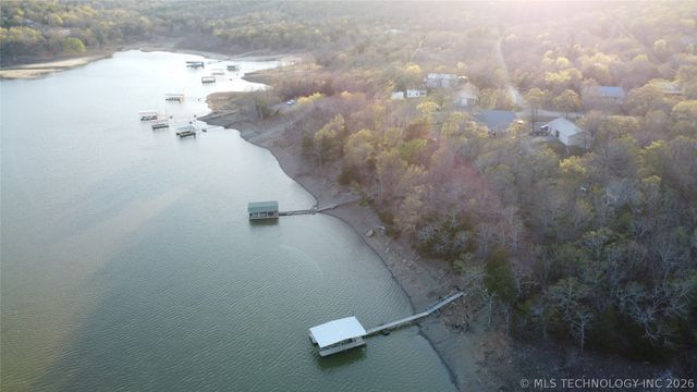 354 Rock Creek Drive, Canadian, OK 74432