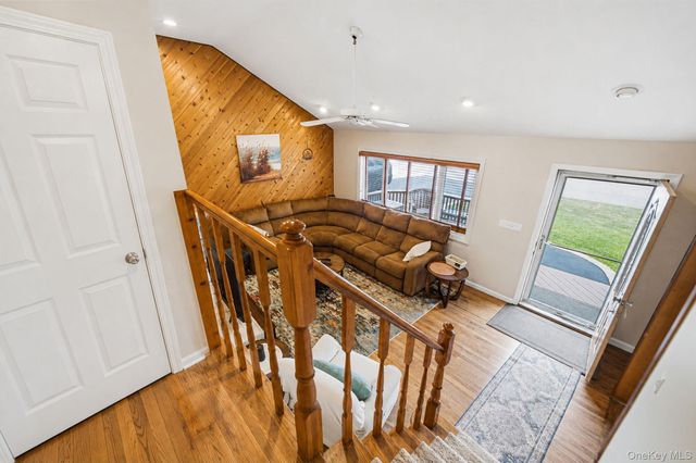 92 W 19th Street, Deer Park, NY 11729