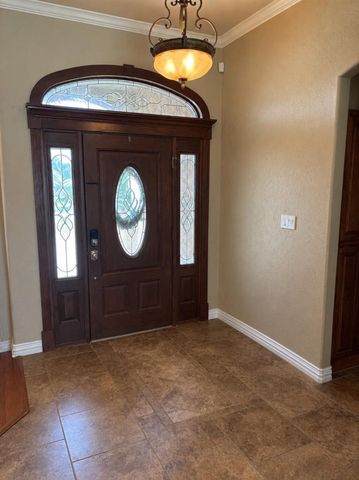 3706 NE Eastlake Dr, Lawton, OK 73507
