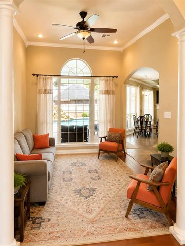 3706 NE Eastlake Dr, Lawton, OK 73507
