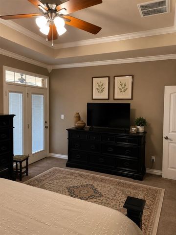 3706 NE Eastlake Dr, Lawton, OK 73507