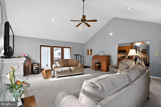 25 MARLYN TERR, Millville, NJ 08332