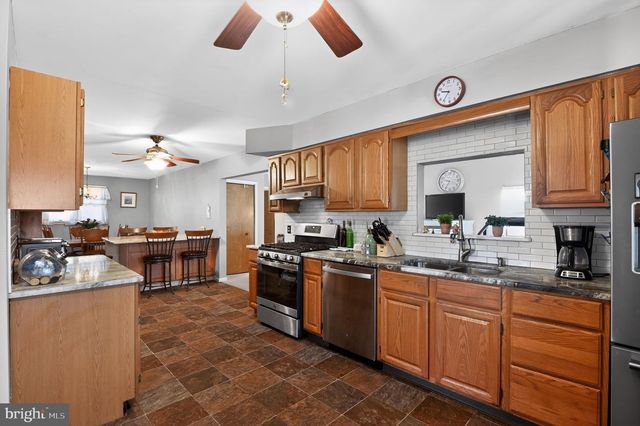 25 MARLYN TERR, Millville, NJ 08332