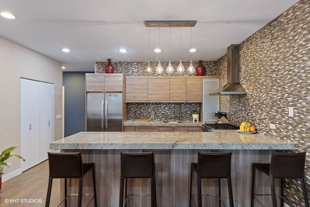 1555 N Talman Avenue 2B, Chicago, IL 60622