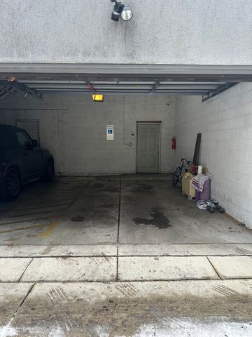 1555 N Talman Avenue 2B, Chicago, IL 60622