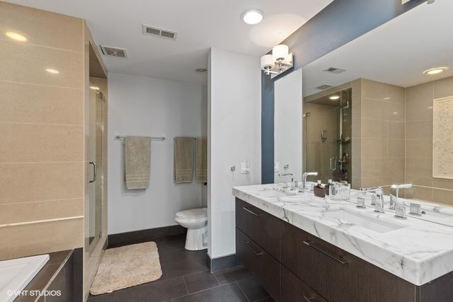 1555 N Talman Avenue 2B, Chicago, IL 60622