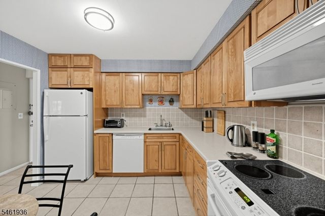18 Prospect St C4A, South Orange Village Twp., NJ 07079