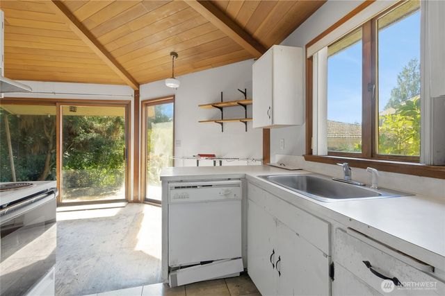 4320 Shore Drive NW, Gig Harbor, WA 98335
