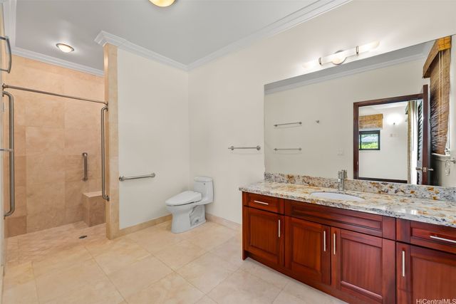 44-443 Kaneohe Bay Drive, Kaneohe, HI 96744