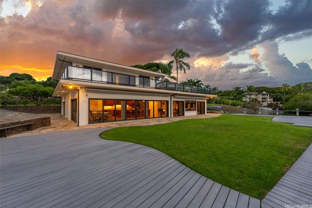 44-443 Kaneohe Bay Drive, Kaneohe, HI 96744