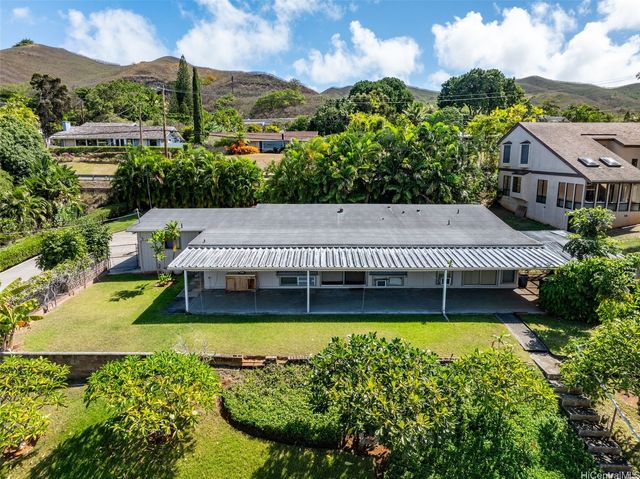 44-443 Kaneohe Bay Drive, Kaneohe, HI 96744