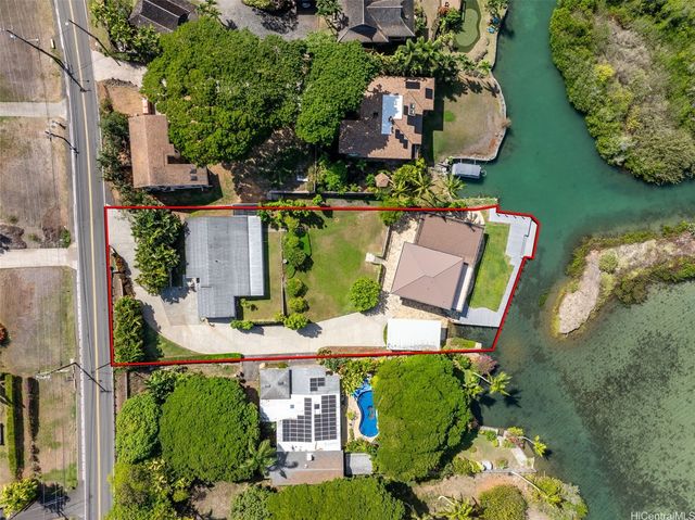 44-443 Kaneohe Bay Drive, Kaneohe, HI 96744