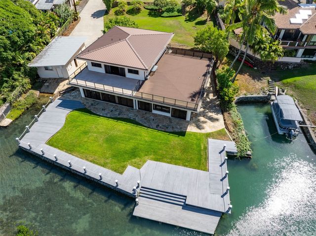 44-443 Kaneohe Bay Drive, Kaneohe, HI 96744