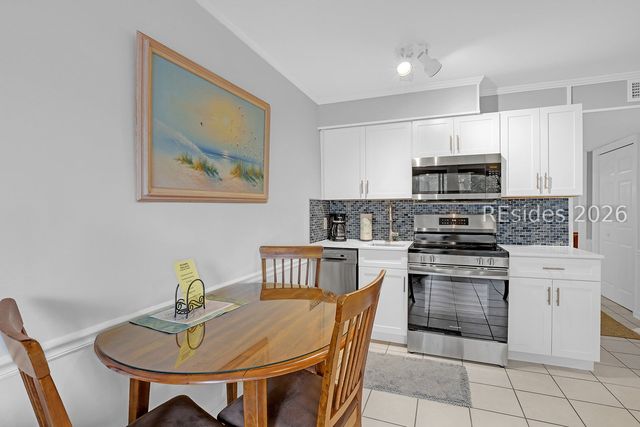 23 S Forest Beach Dr Apt 187, Hilton Head Island, SC 29928