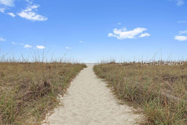 23 S Forest Beach Dr Apt 187, Hilton Head Island, SC 29928