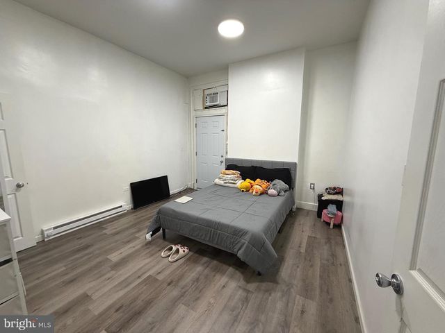 147 S 6TH ST, Reading, PA 19602