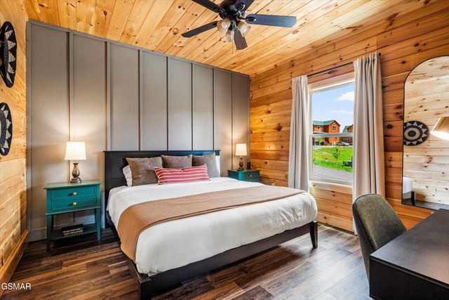 417 Southern Sun Way, Pigeon Forge, TN 37863