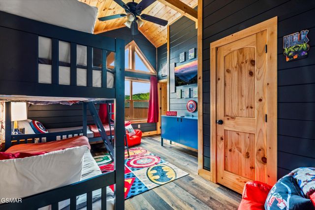 417 Southern Sun Way, Pigeon Forge, TN 37863