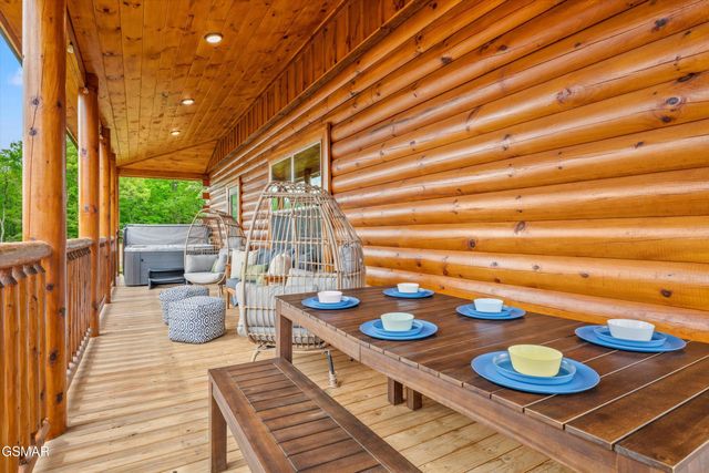 417 Southern Sun Way, Pigeon Forge, TN 37863