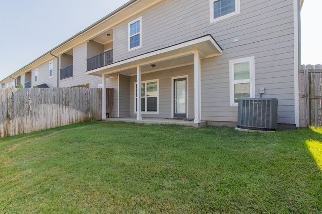 3401 Papa Bear Drive, Caldwell, TX 77845