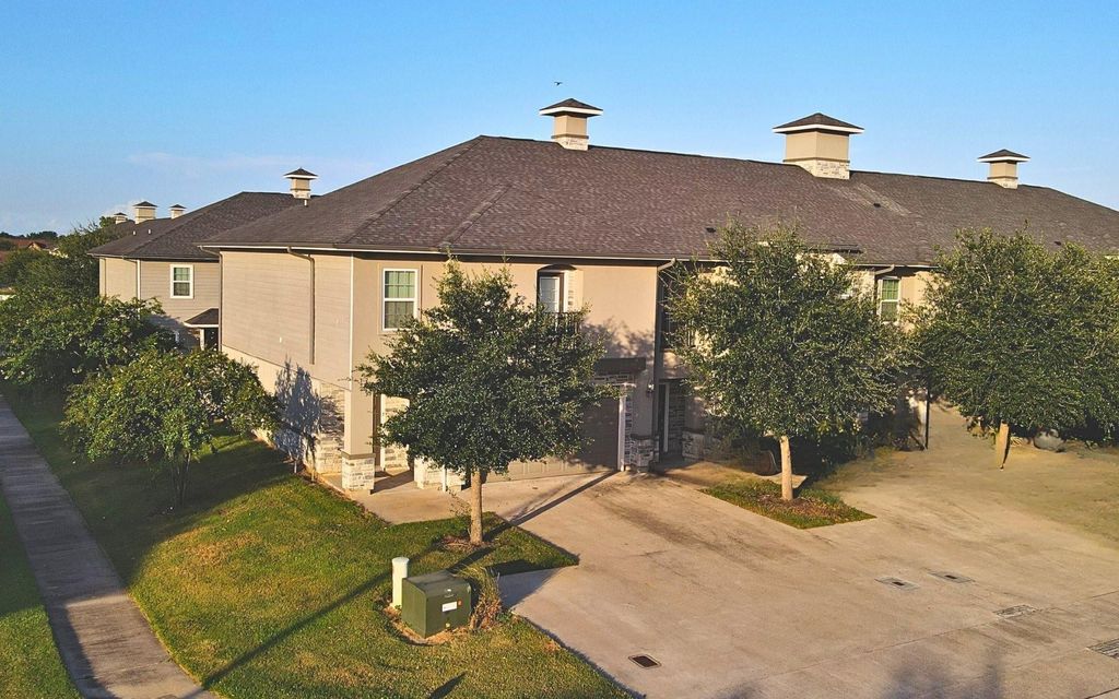 3401 Papa Bear Drive, Caldwell, TX 77845