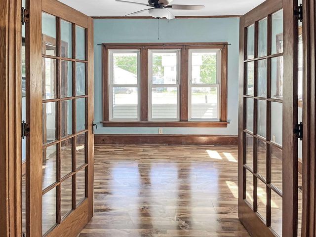 806 E Main Street, Reedsburg, WI 53959