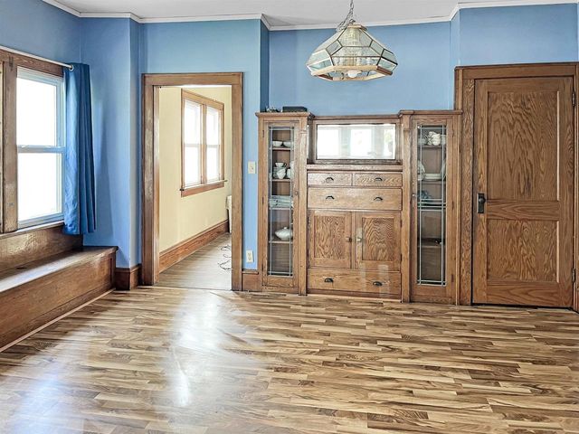 806 E Main Street, Reedsburg, WI 53959
