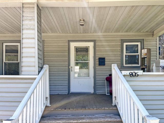 806 E Main Street, Reedsburg, WI 53959