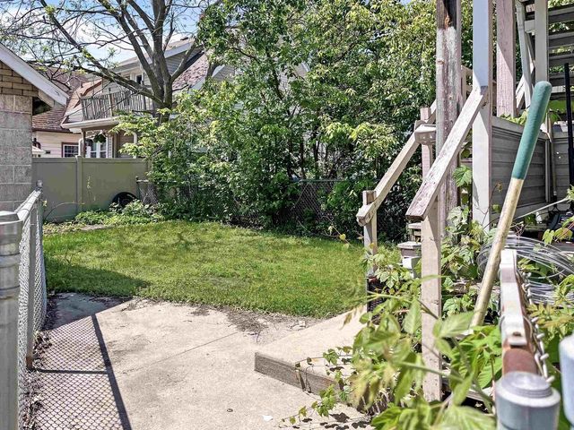 806 E Main Street, Reedsburg, WI 53959