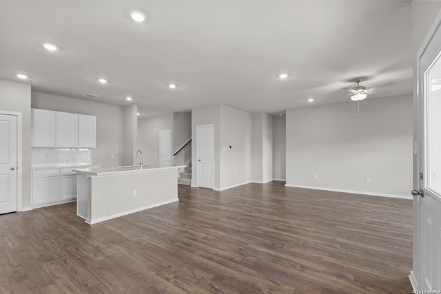 15562 Doublecreek Drive, San Antonio, TX 78253