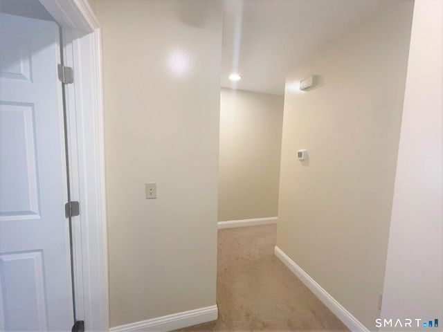 166 Old Brookfield Road 7A5, Danbury, CT 06811