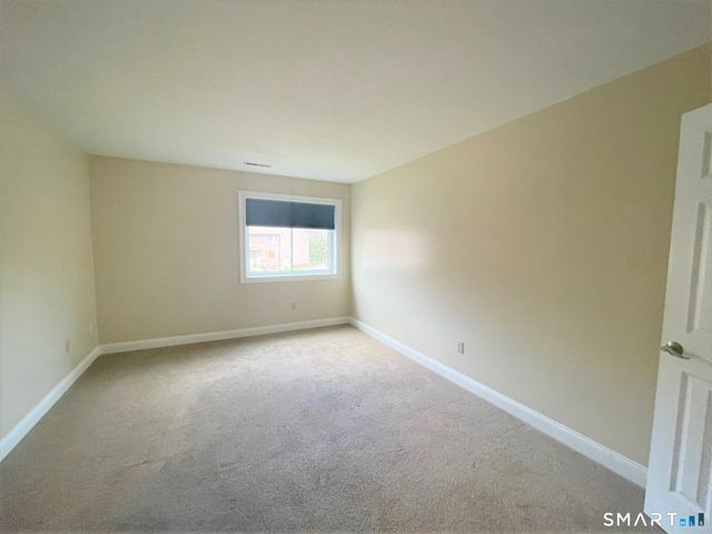 166 Old Brookfield Road 7A5, Danbury, CT 06811