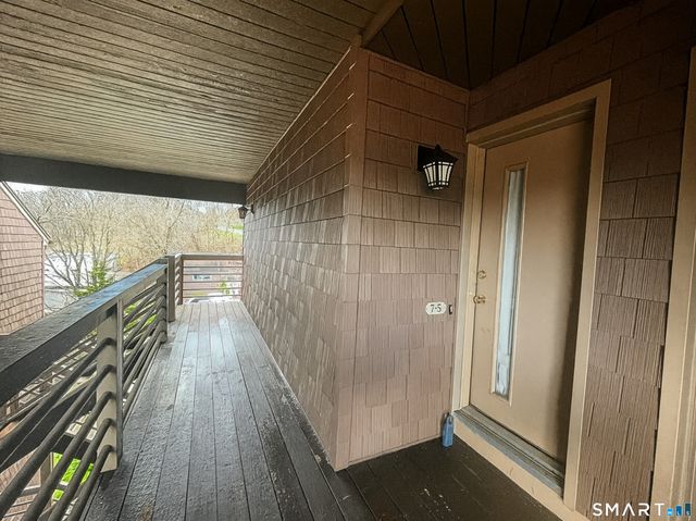 166 Old Brookfield Road 7A5, Danbury, CT 06811