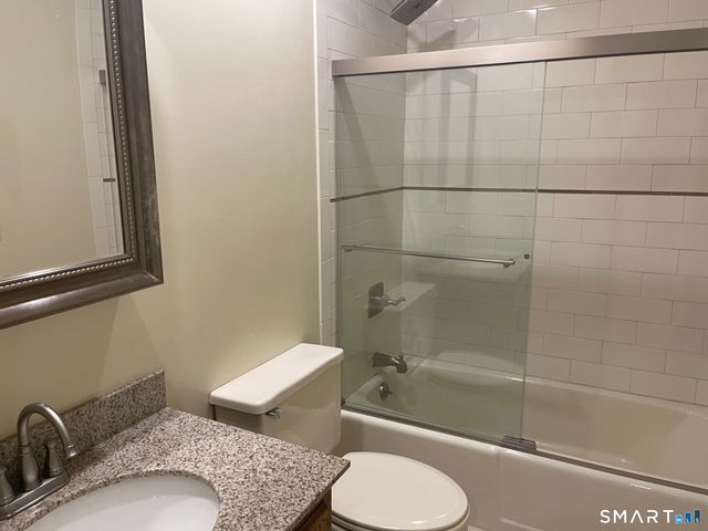 166 Old Brookfield Road 7A5, Danbury, CT 06811