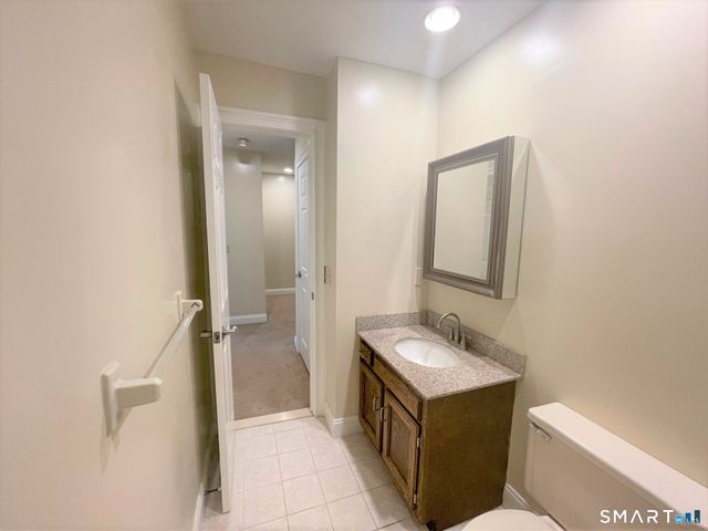 166 Old Brookfield Road 7A5, Danbury, CT 06811