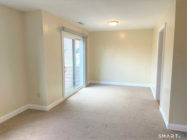 166 Old Brookfield Road 7A5, Danbury, CT 06811