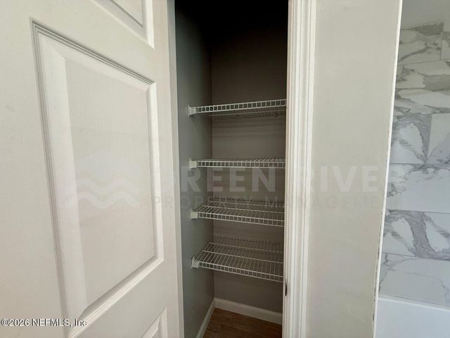 7642 COLLINS RIDGE Boulevard, Jacksonville, FL 32244