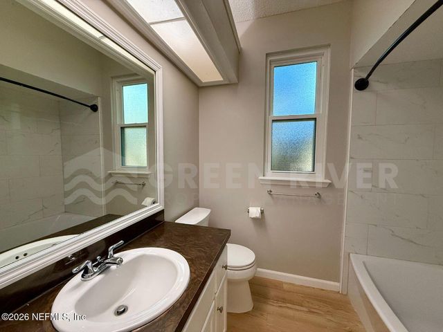 7642 COLLINS RIDGE Boulevard, Jacksonville, FL 32244