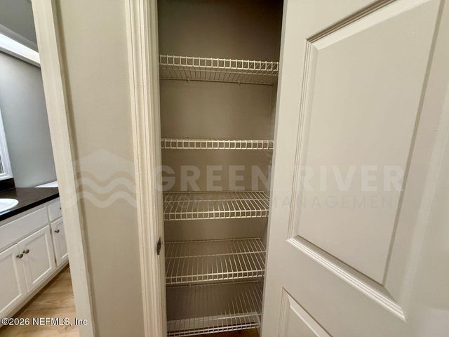 7642 COLLINS RIDGE Boulevard, Jacksonville, FL 32244